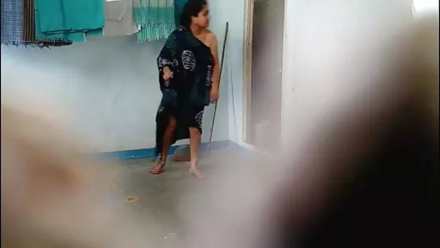 جوجه با دختران بزرگ بمکد و fucks در دانلود بکن بکن خارجی بیدمشک