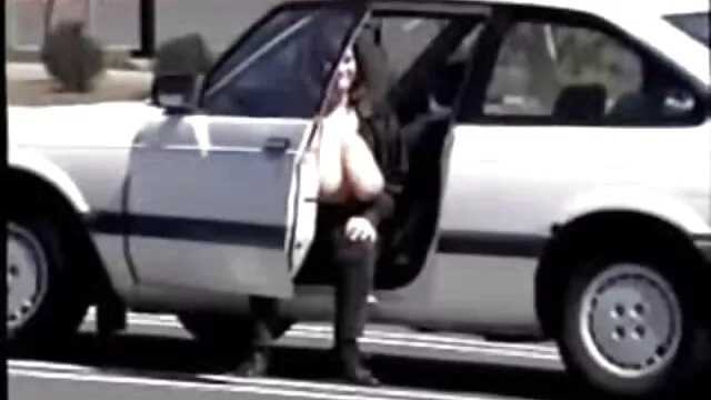 شخص نوازش کلاه از جوجه متخلف در panties او را با زبان خود و می فیلمبکنبکنایرانی کشد خروس به مهبل (واژن) او