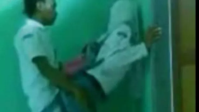 قرمز, همسر با پستان های بزرگ در مقابل یک وب کم, نما, برهنه فیلم سکس بکن بکن عربی با شریک زندگی خود را