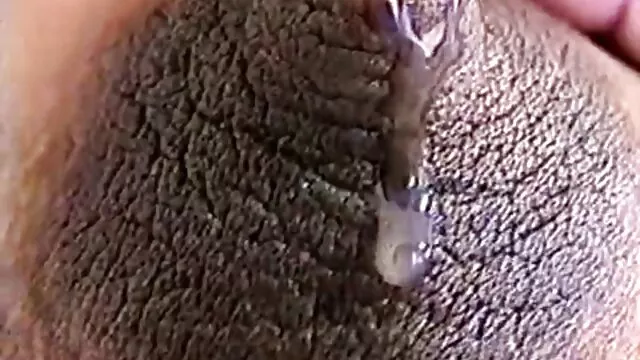 Masseuse چند مرد را رد کرد فیلمبکنبکنایرانی و اجازه دهید آنها را بر روی میز